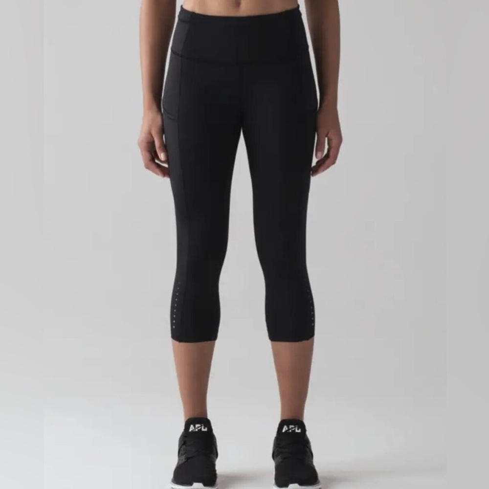 Lululemon Fast and Free Crop II 19“ 4